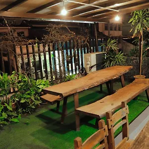 rain-forest-hotel.kualalumpurs-hotels.com/